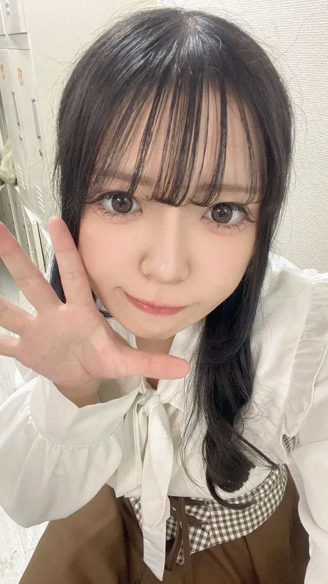 なち@nati_nino__