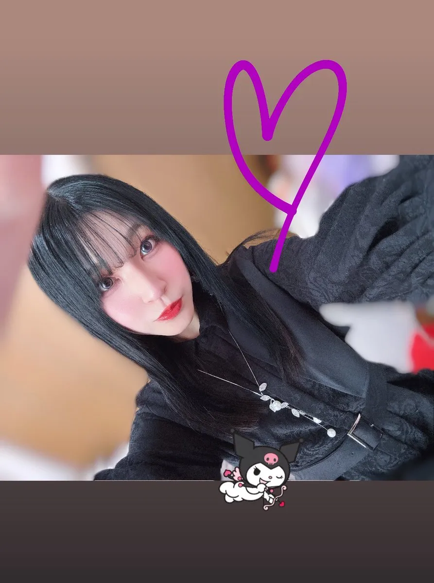 れな@reeeeeena_desu