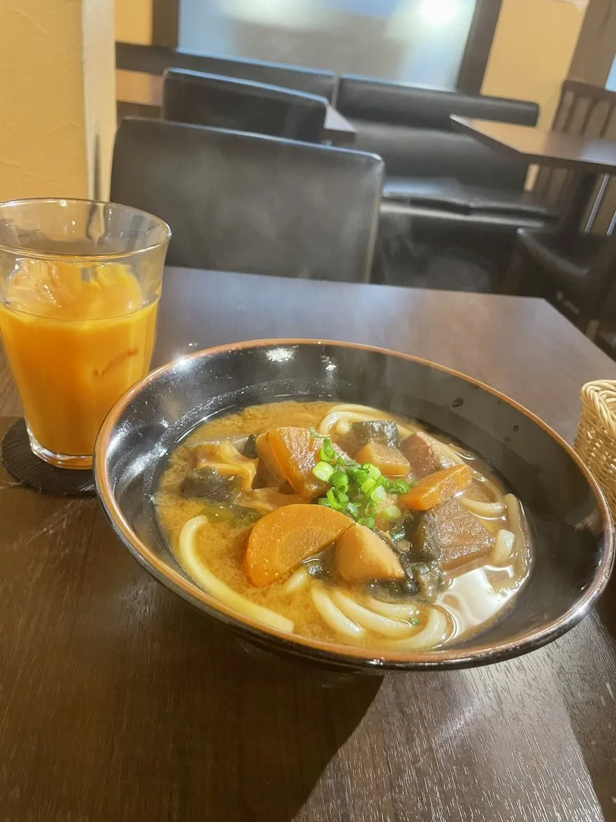 ろんた🍸茶々娘🫗2/2卒業予定@Lonely_ronta