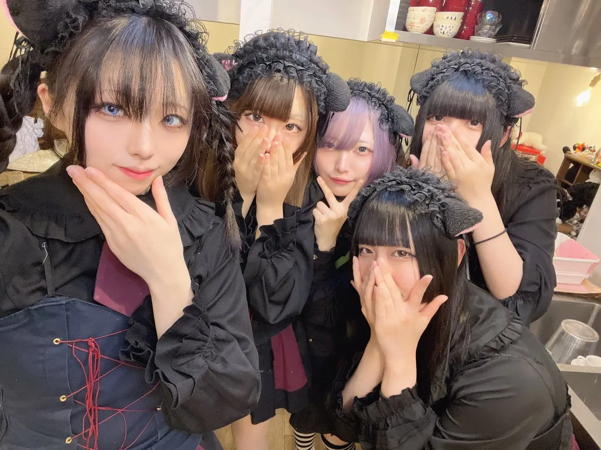 廃墟のエヴァレット大須店RabenSchwarzRitter@Schwarz_evarett