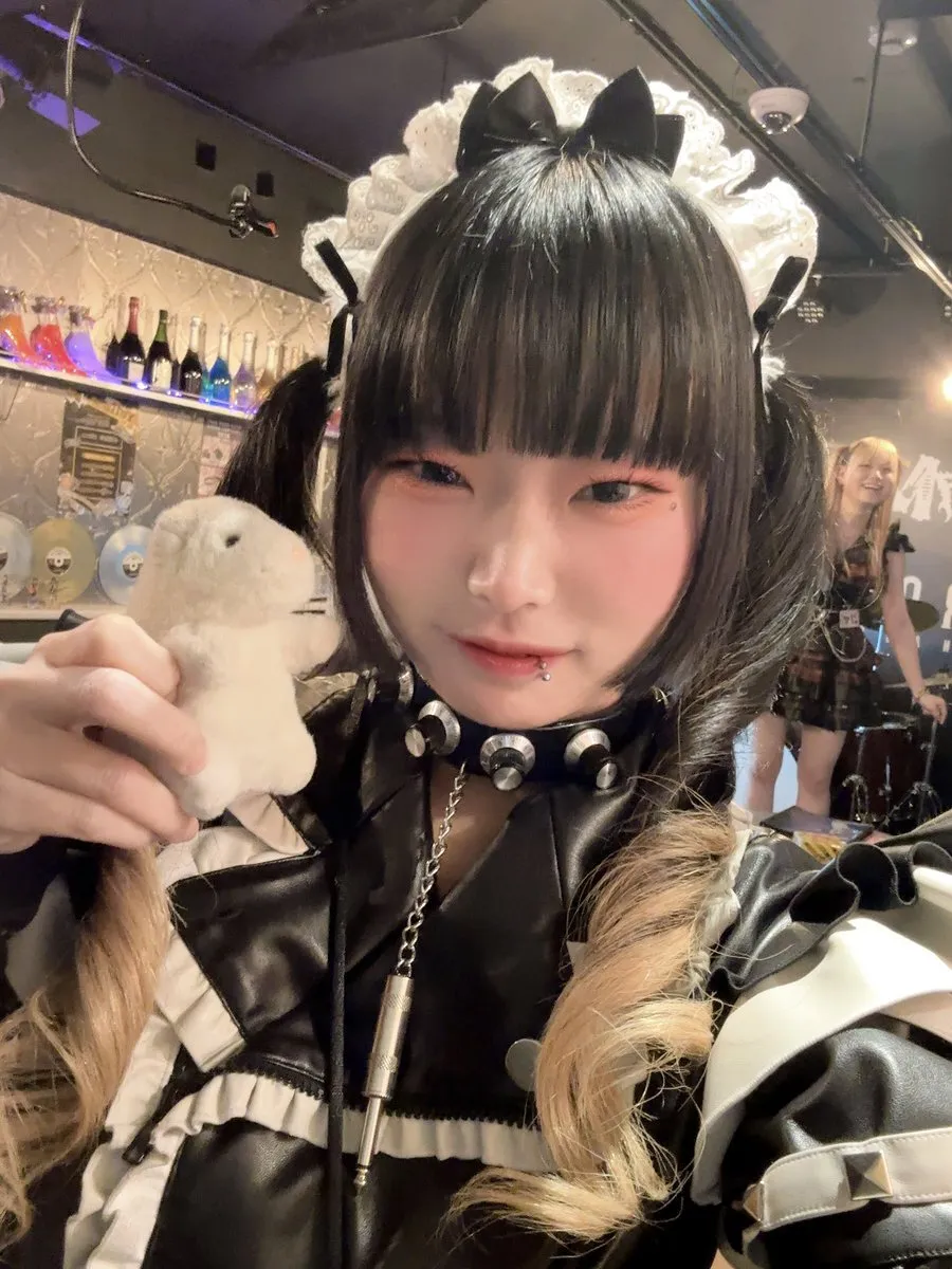 おてて🎸🐇@MAIDROCKCAFE@otete_mrc