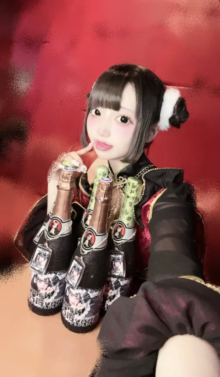 ねむちゃん@anaosi14_nemu